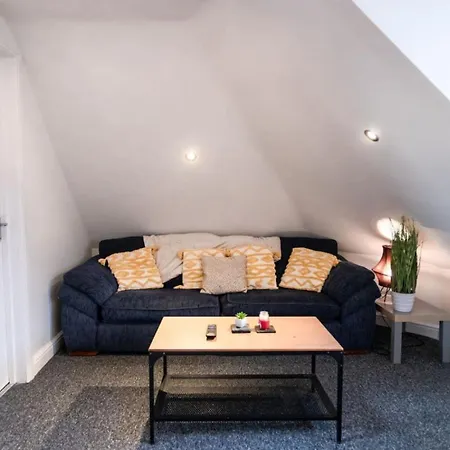 Apartment 4 Sunnyside Contractors Long By Shortstayuk *