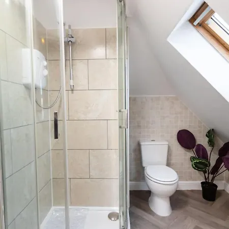 Apartment 4 Sunnyside Contractors Long By Shortstayuk