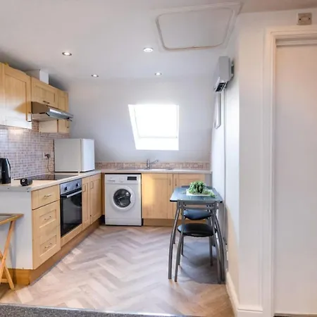 4 Sunnyside Contractors Long By Shortstayuk * Bristol